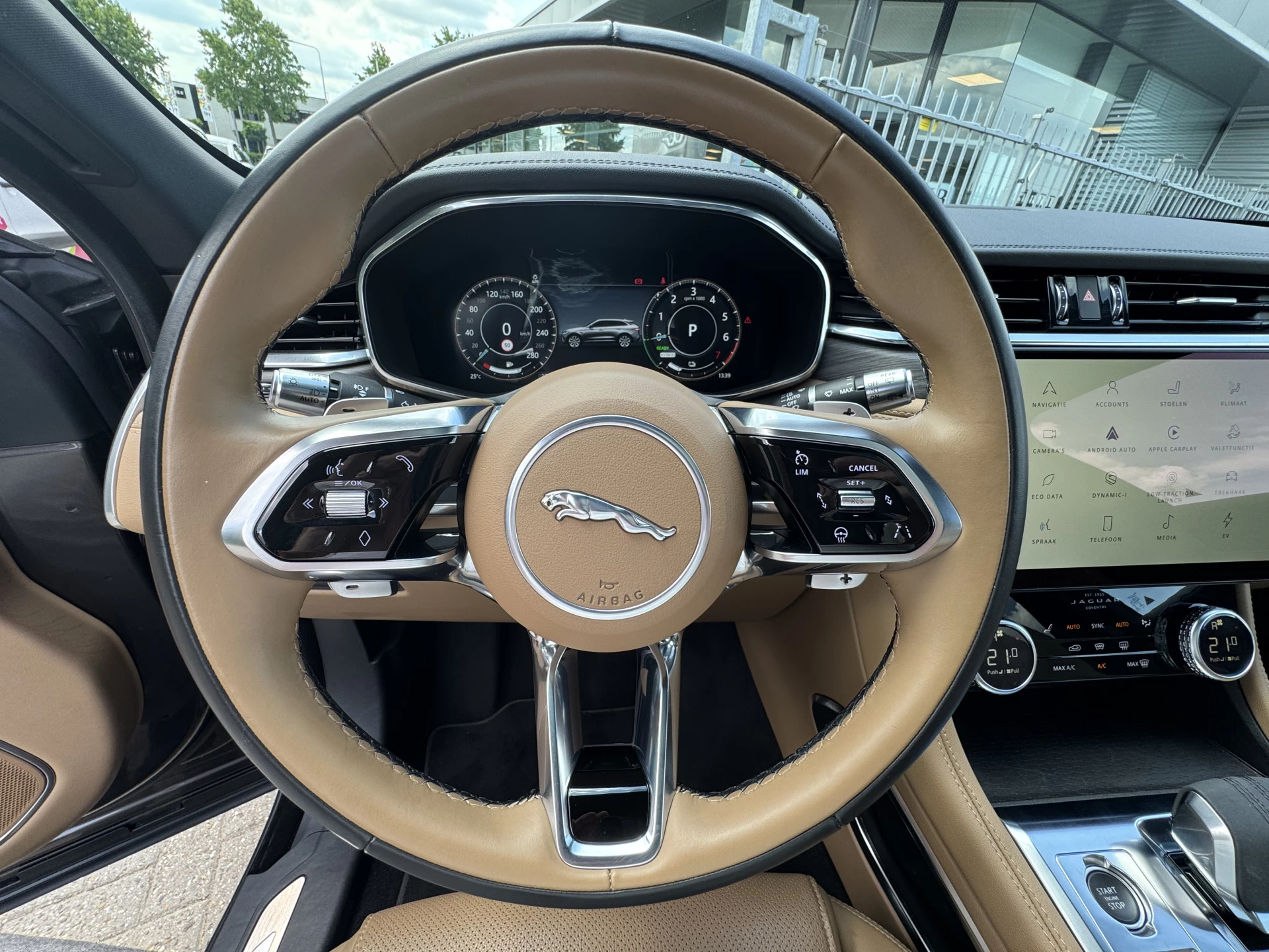Hoofdafbeelding Jaguar F-PACE