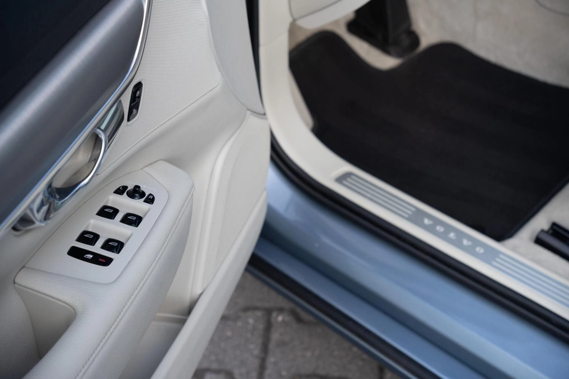 Hoofdafbeelding Volvo V90