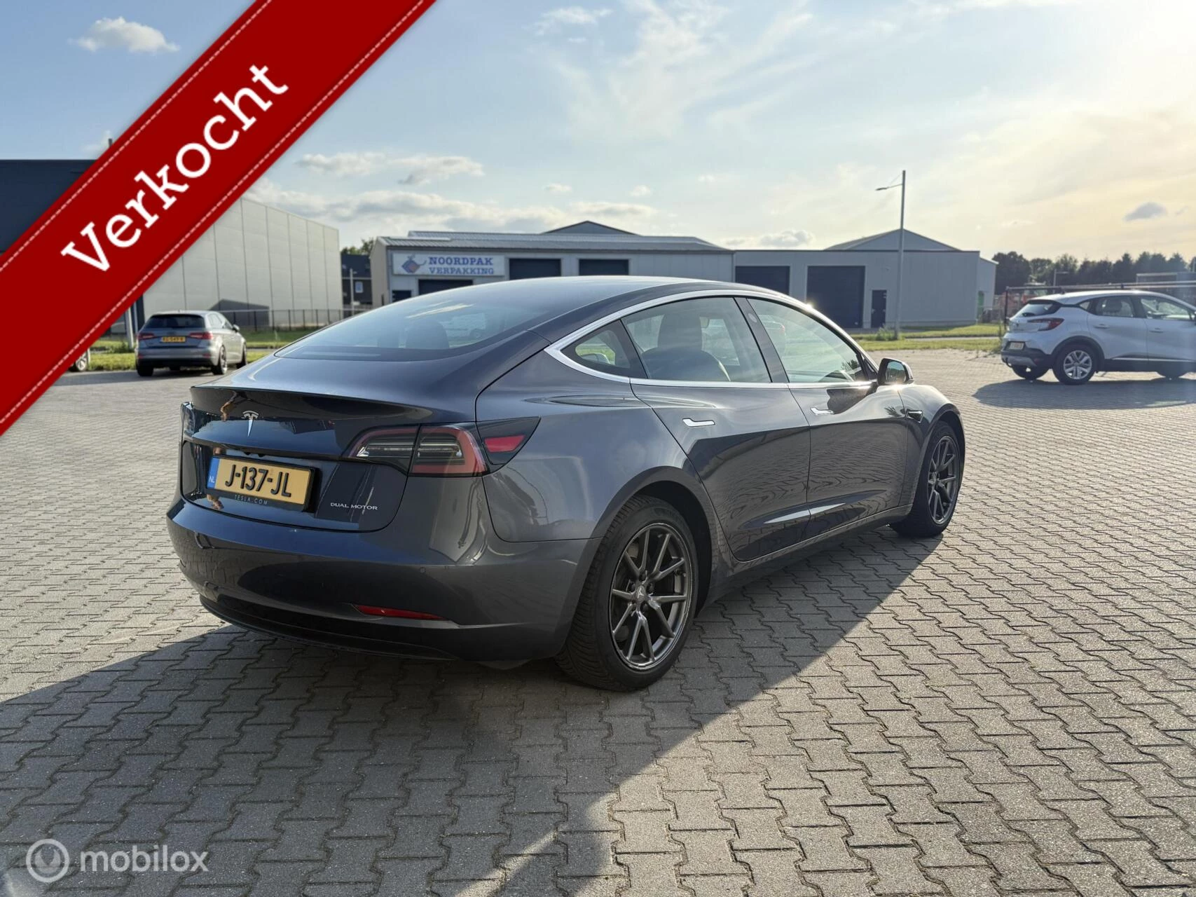 Hoofdafbeelding Tesla Model 3
