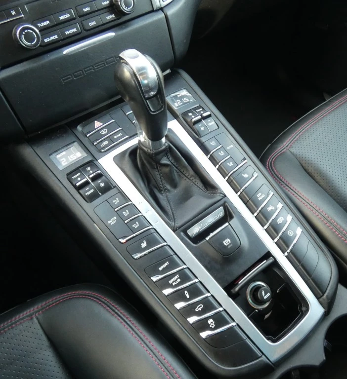 Hoofdafbeelding Porsche Macan