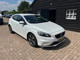 Volvo V40 2.0 D2 R-Design Business