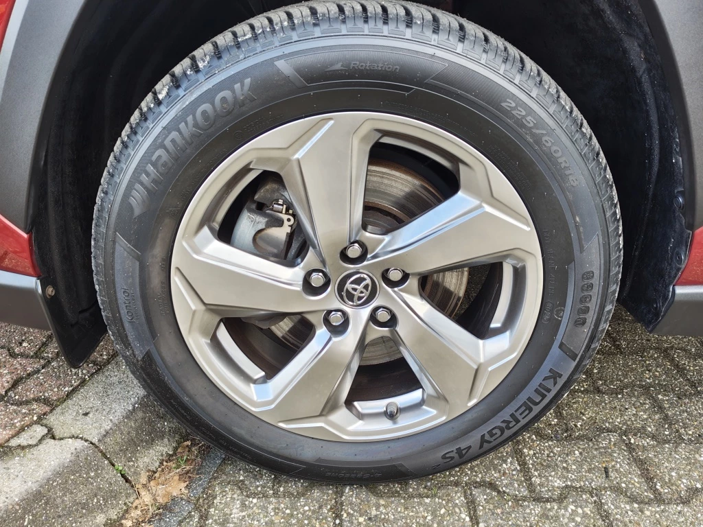 Hoofdafbeelding Toyota RAV4