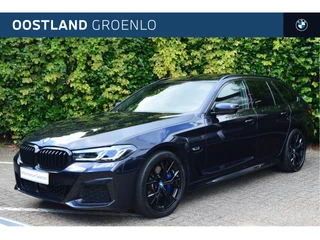 BMW 5 Serie Touring 530e xDrive High Executive M Sport Automaat / Panoramadak / Trekhaak / Laserlight / Adaptieve LED / Achteruitrijcamera / Stoelventilatie / Head-Up /  Comfort Access