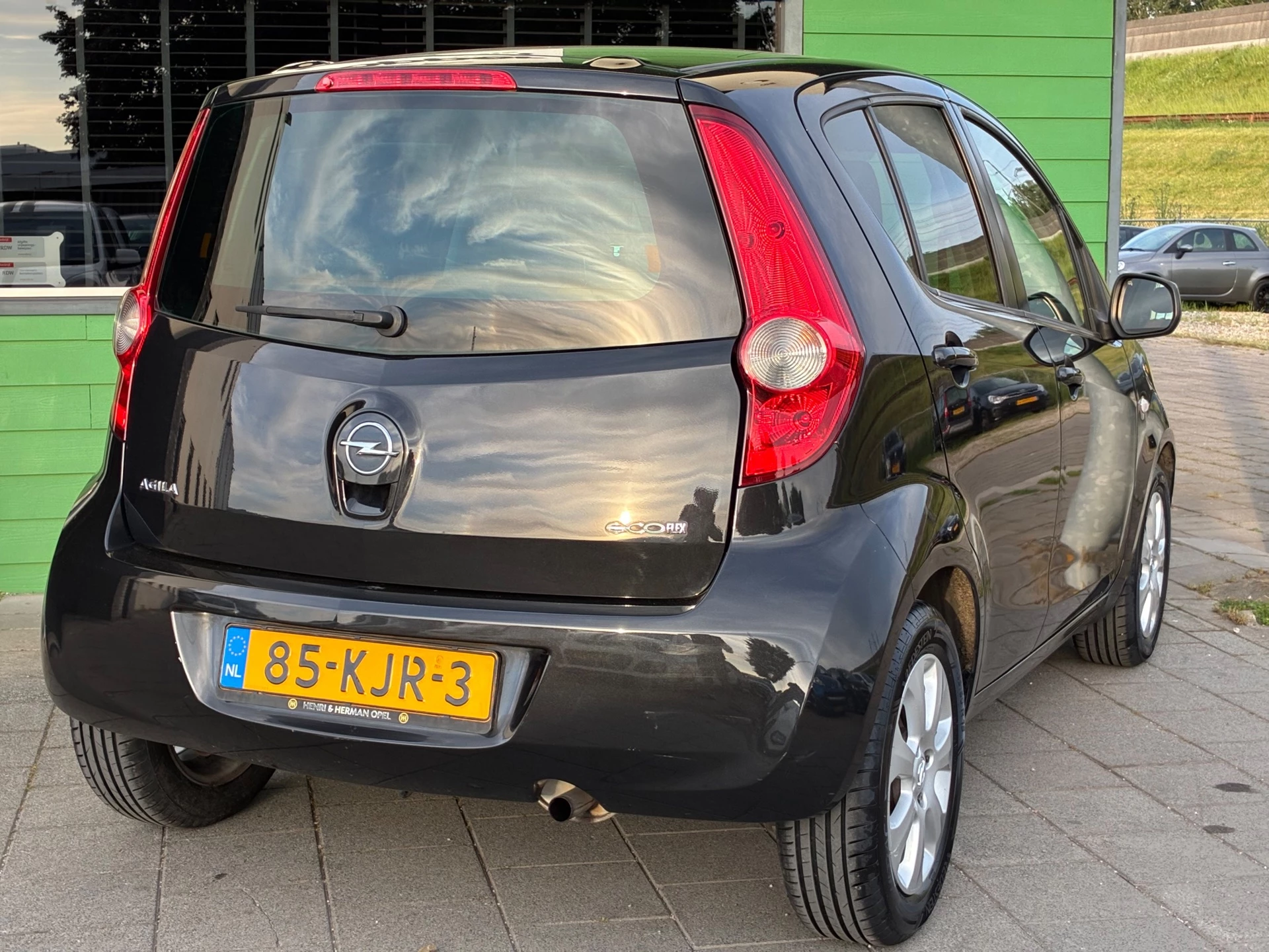 Hoofdafbeelding Opel Agila