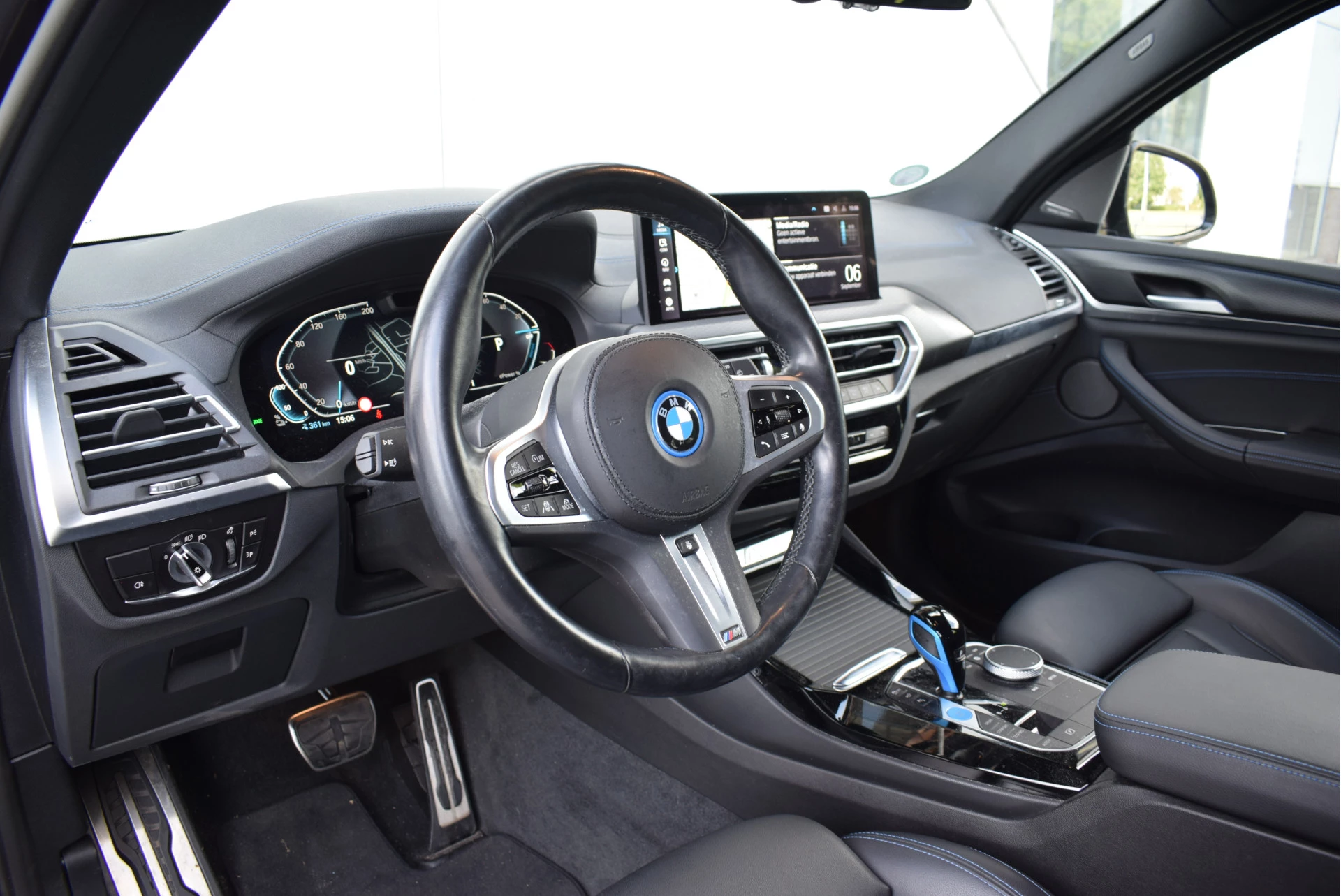 Hoofdafbeelding BMW iX3