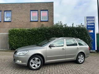 Škoda Octavia Combi 1.4 TSI Elegance Climate C, Cruise C, Lmv, Pdc!!!!