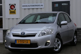 Hoofdafbeelding Toyota Auris Toyota Auris 1.8 Full Hybrid Aspiration*Perfect Onderh.*Cruise-Control/Climate-Control airco*