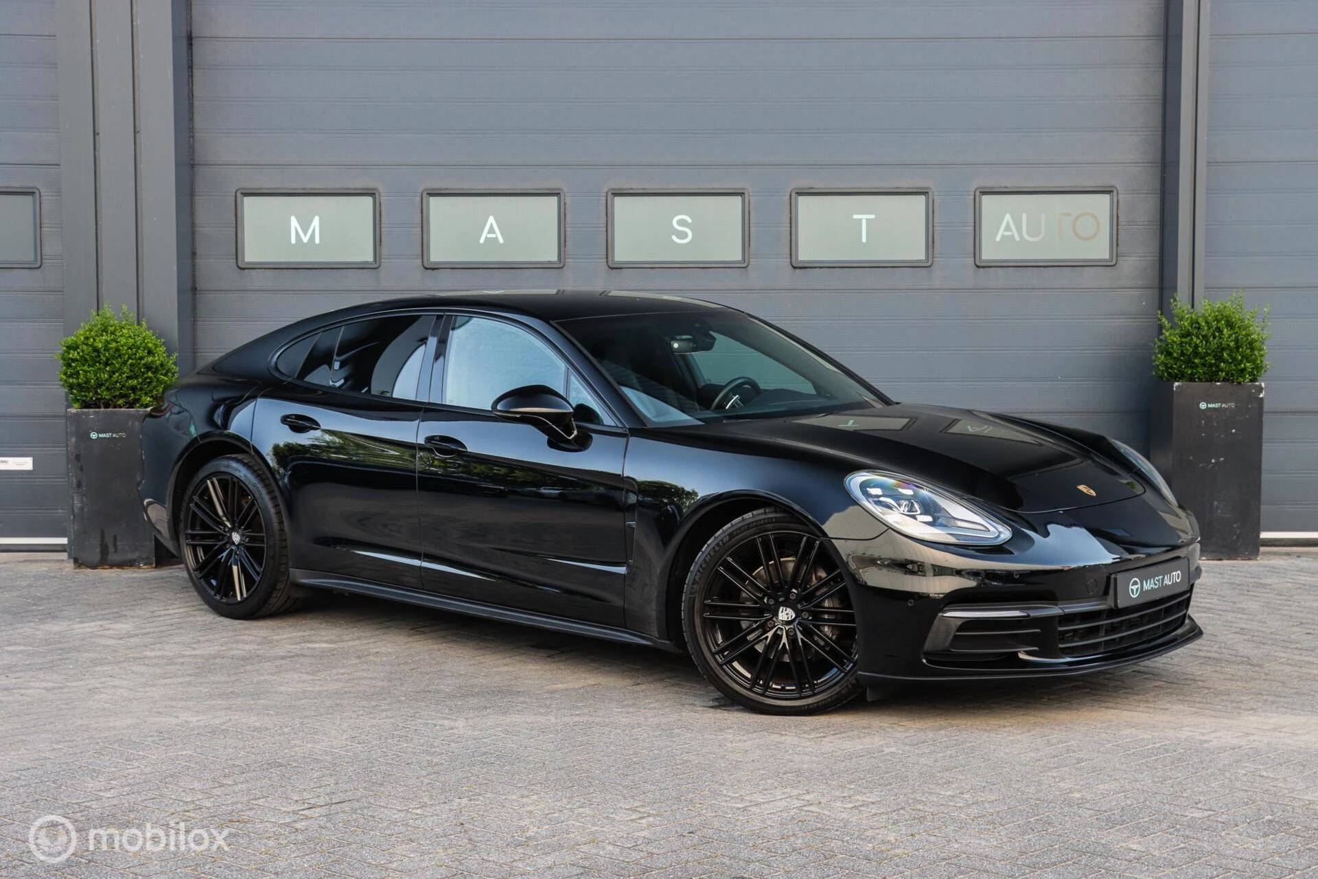 Hoofdafbeelding Porsche Panamera
