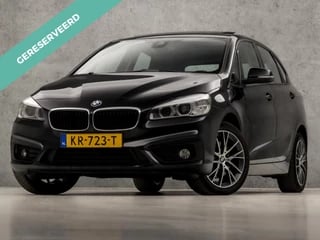 BMW 2 Serie Active Tourer 218i Sportline (PANORAMADAK, NAVIGATIE, STOELVERWARMING, TREKHAAK, LED KOPLAMPEN, SPORTSTOELEN, PARKEERSENSOREN, CRUISE CONTROL, NIEUWSTAAT)