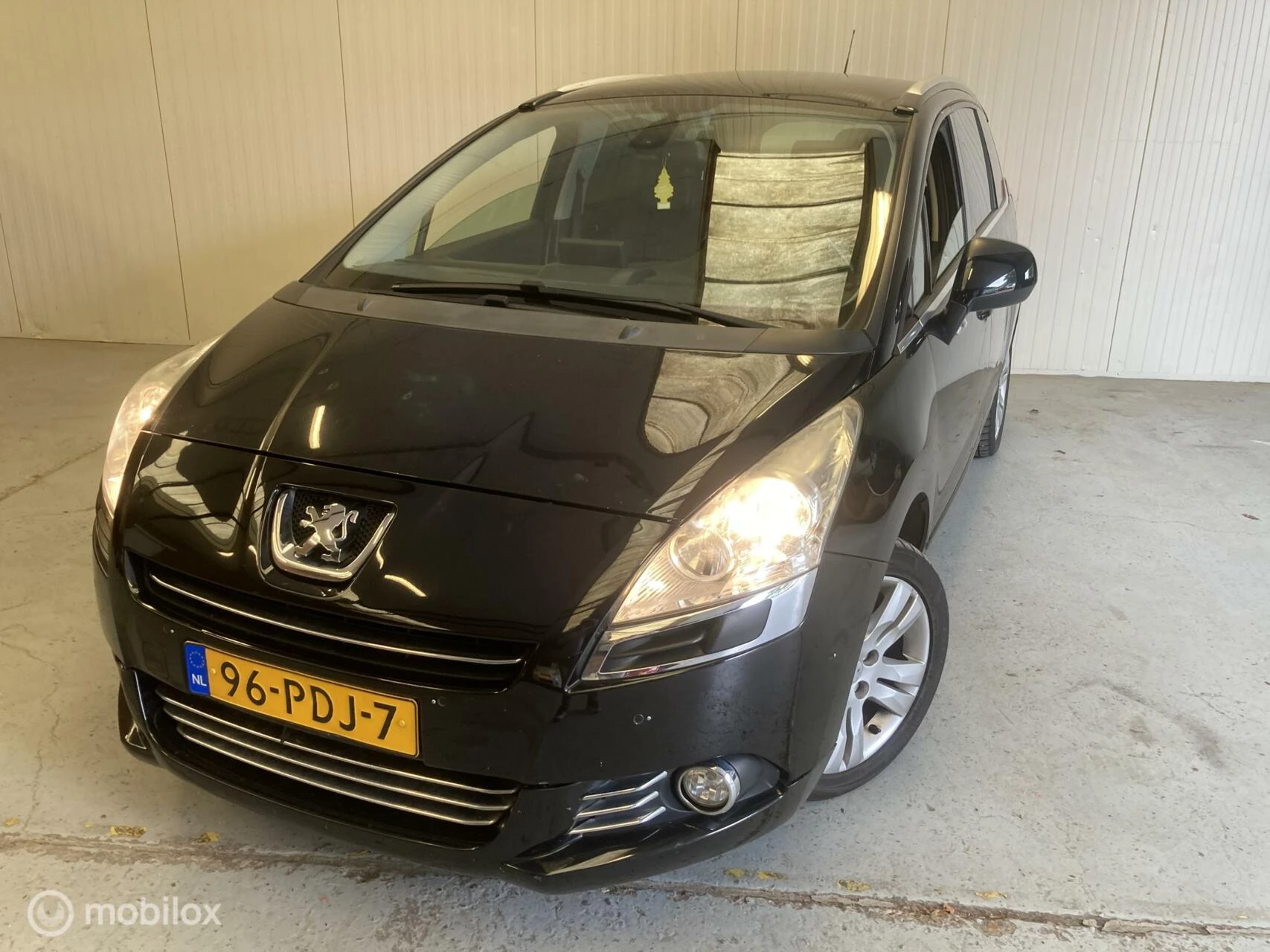 Hoofdafbeelding Peugeot 5008