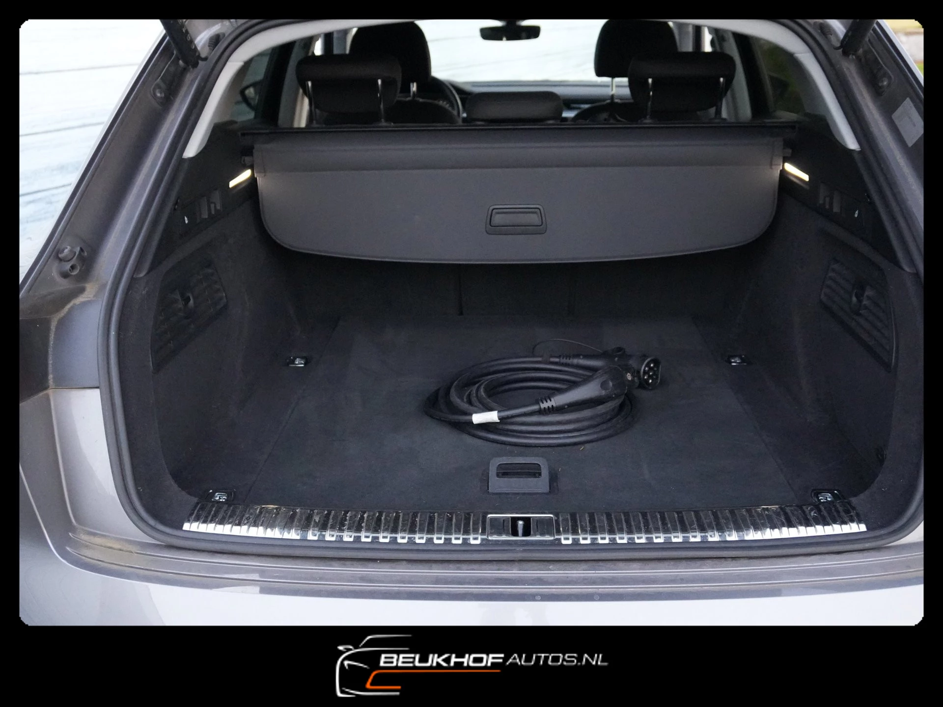 Hoofdafbeelding Audi e-tron