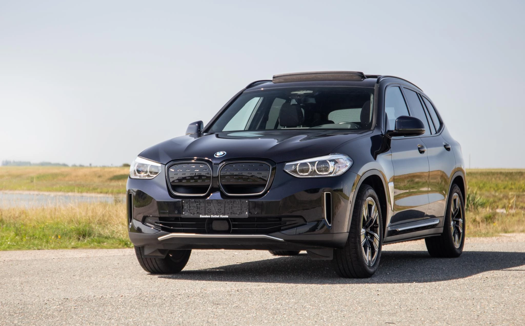 Hoofdafbeelding BMW iX3