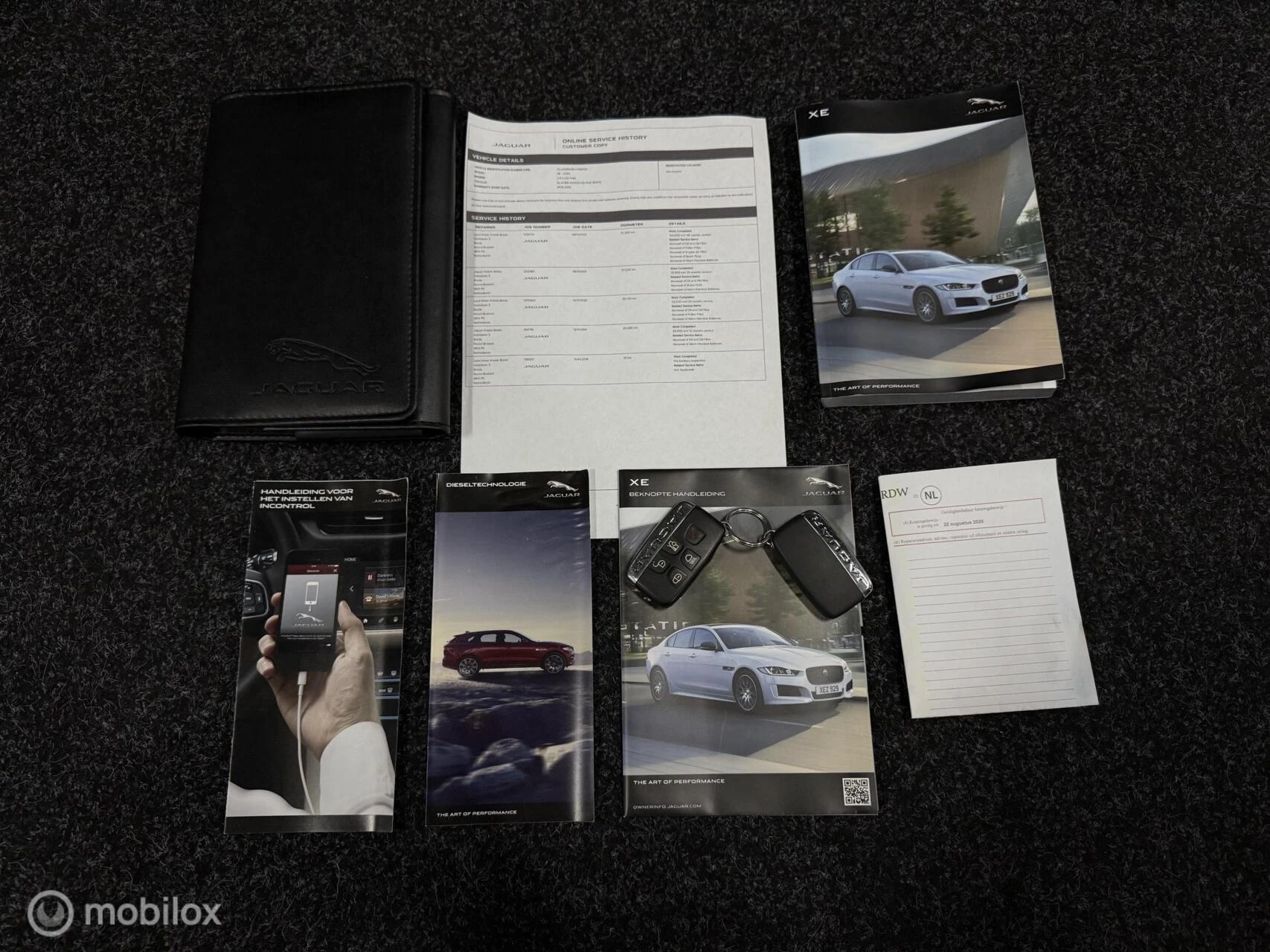 Hoofdafbeelding Jaguar XE