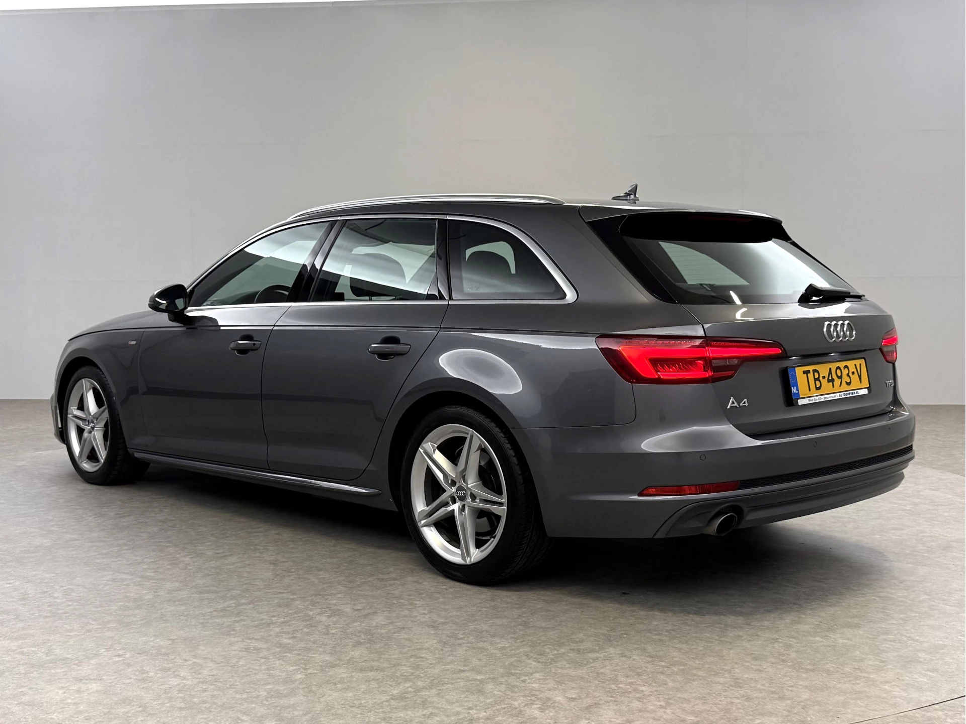 Hoofdafbeelding Audi A4