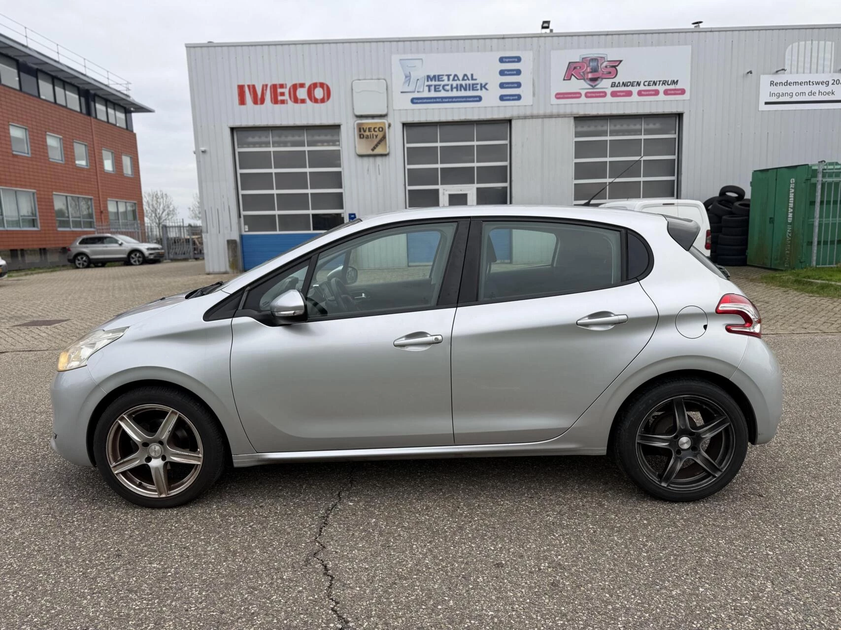 Hoofdafbeelding Peugeot 208