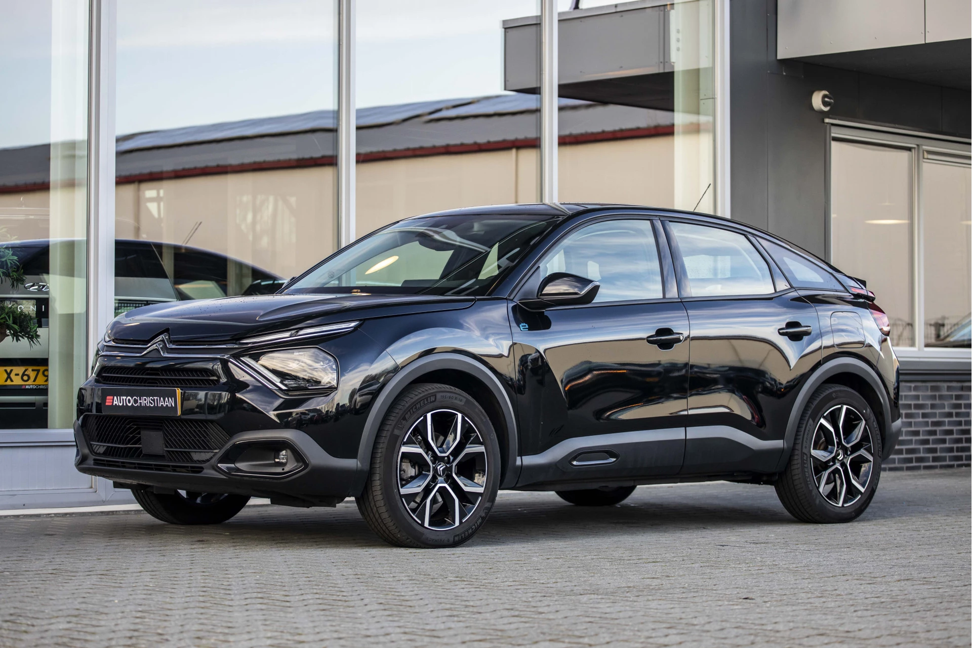 Hoofdafbeelding Citroën ë-C4