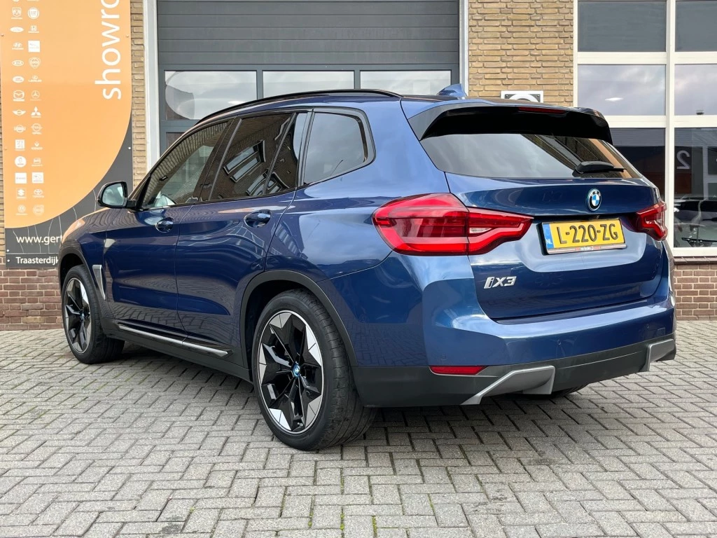 Hoofdafbeelding BMW iX3