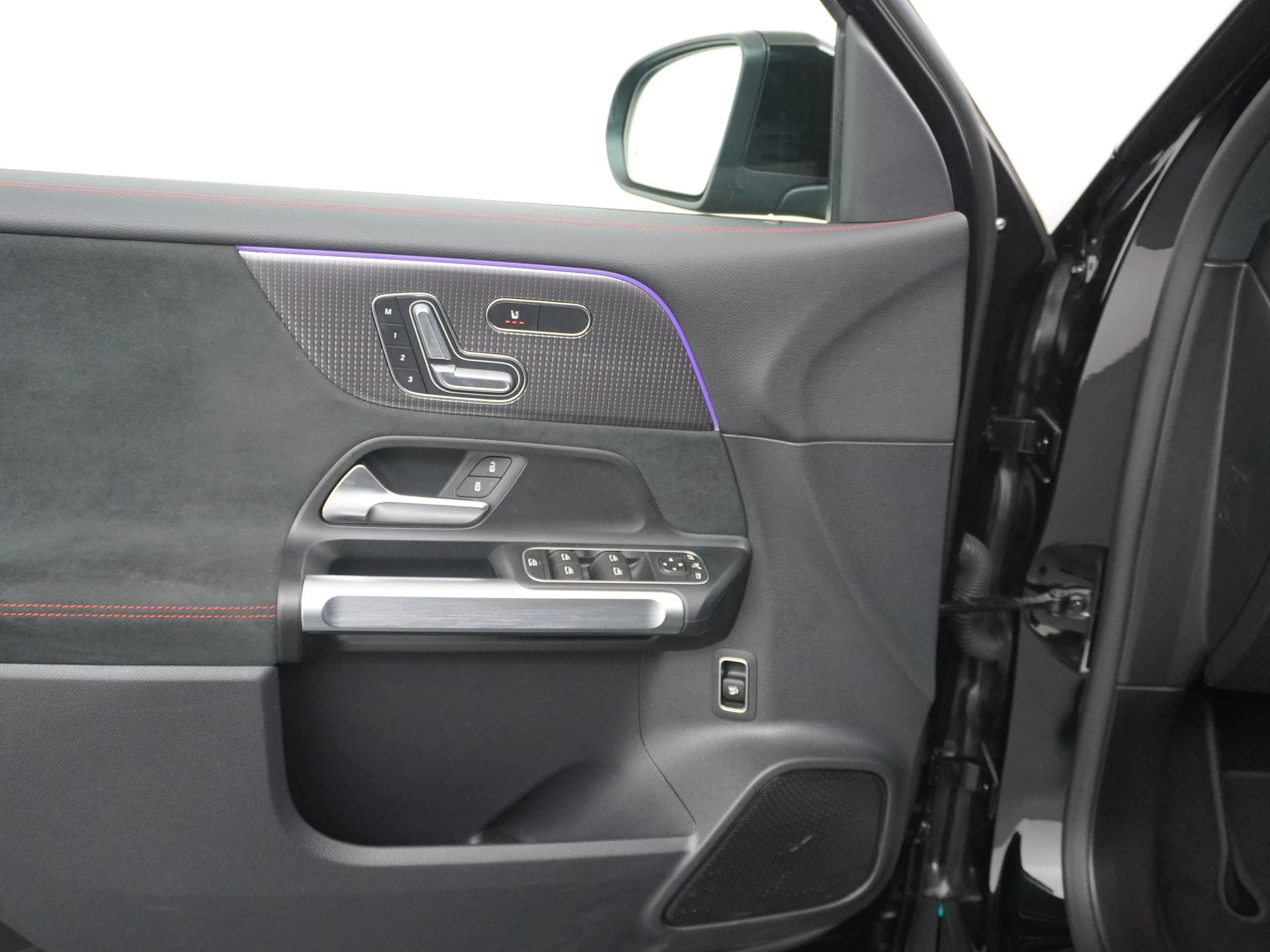 Hoofdafbeelding Mercedes-Benz EQB