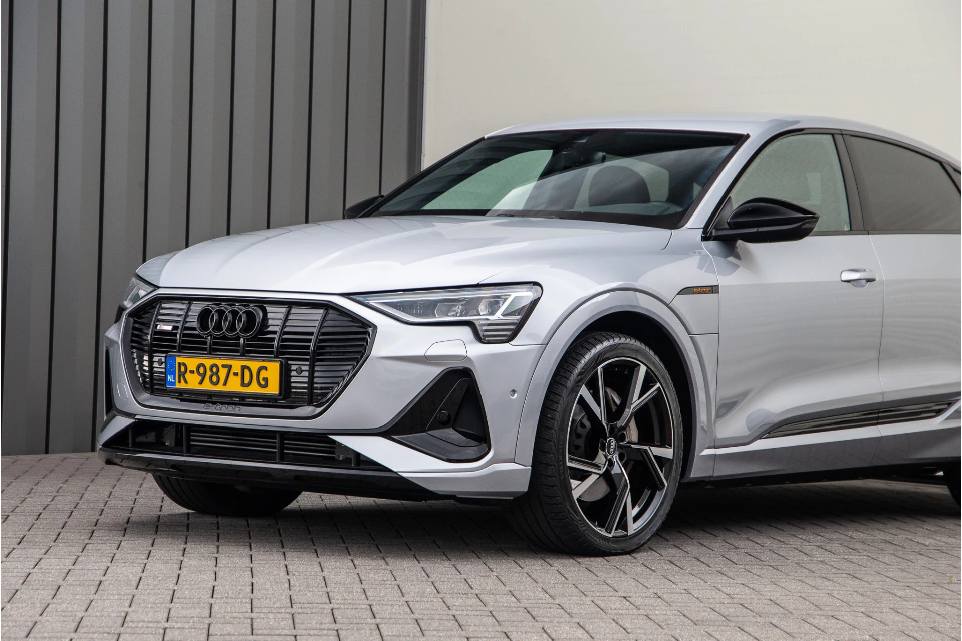 Hoofdafbeelding Audi e-tron