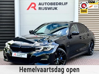 BMW 3-serie 330e M Sport M zetels/Dak/HuD/Memory
