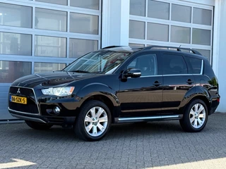 Mitsubishi Outlander 2.0 Edition 147PK Two Aut. Navi Camera Trekhaak Schuif-dak