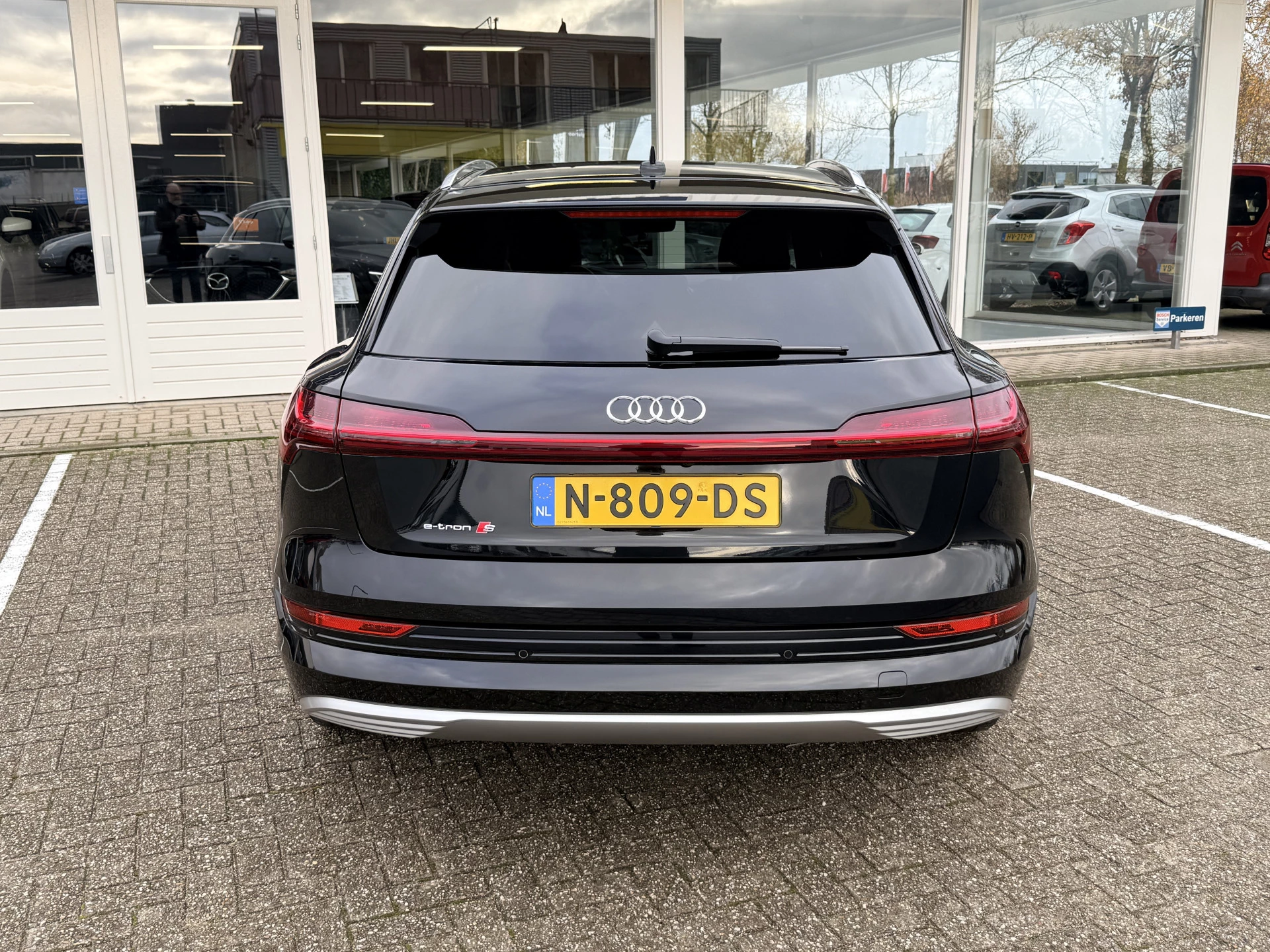 Hoofdafbeelding Audi e-tron