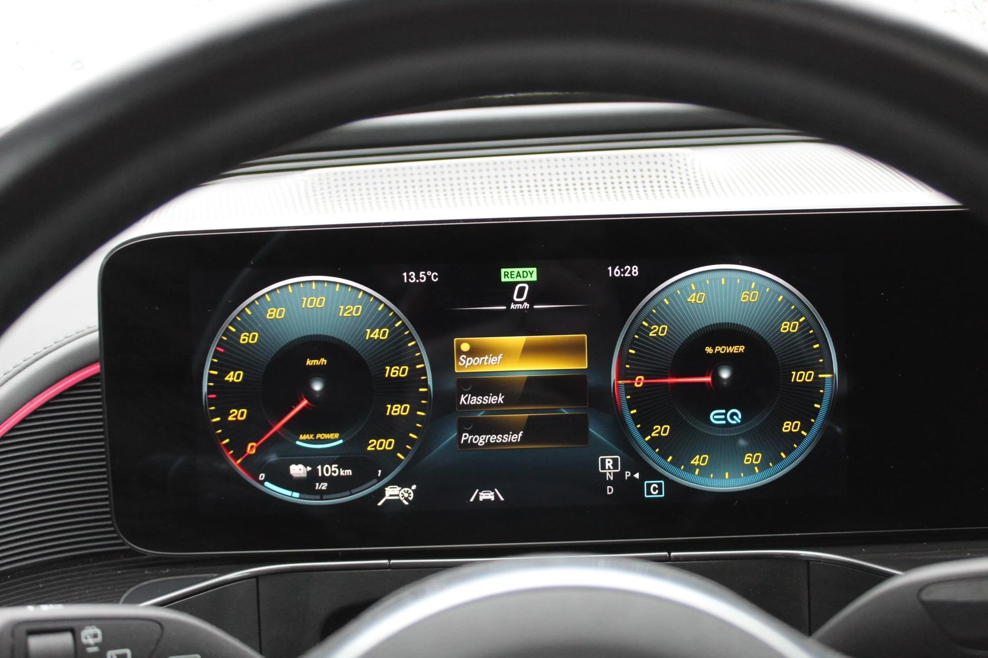 Hoofdafbeelding Mercedes-Benz EQC