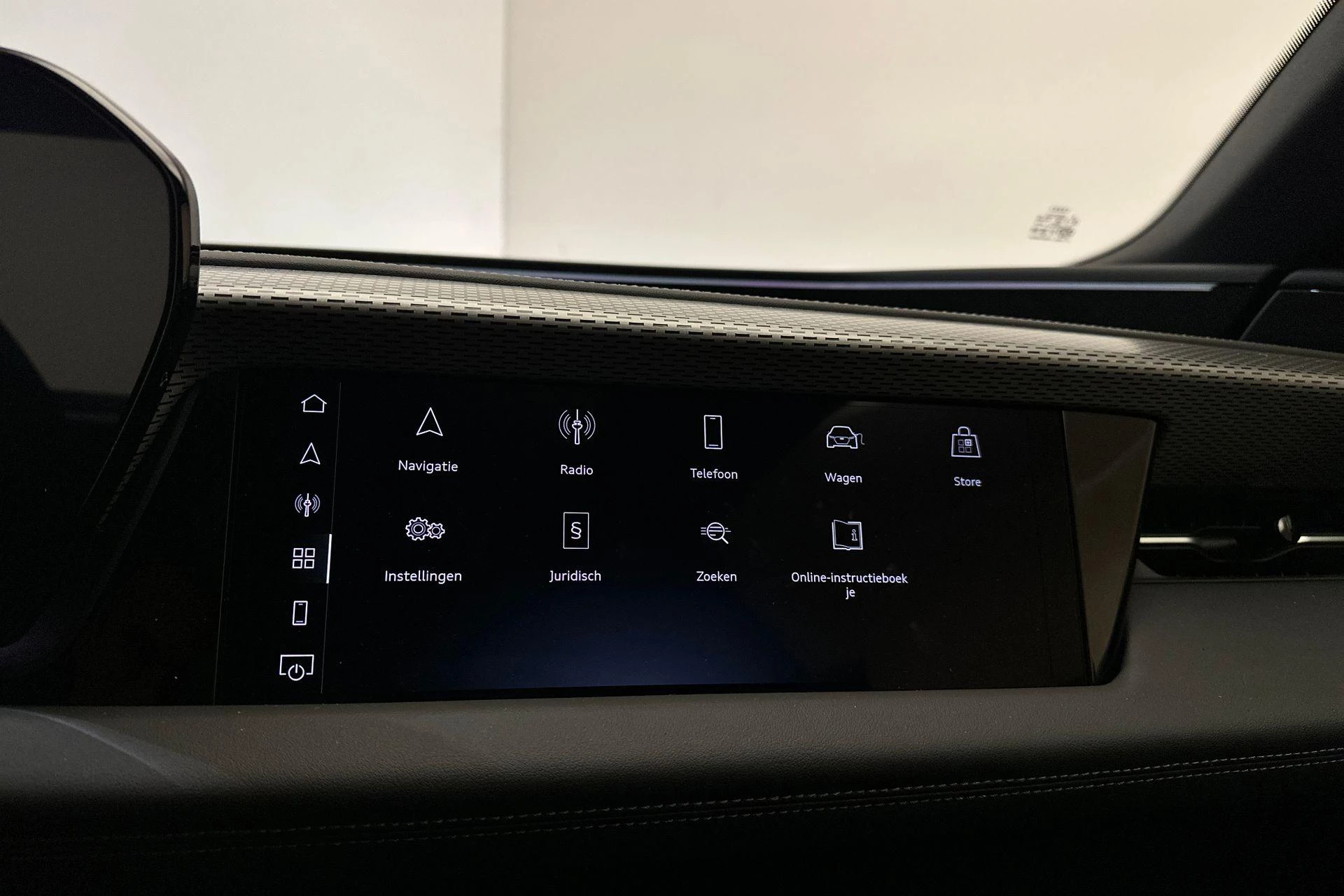 Hoofdafbeelding Audi A6 e-tron
