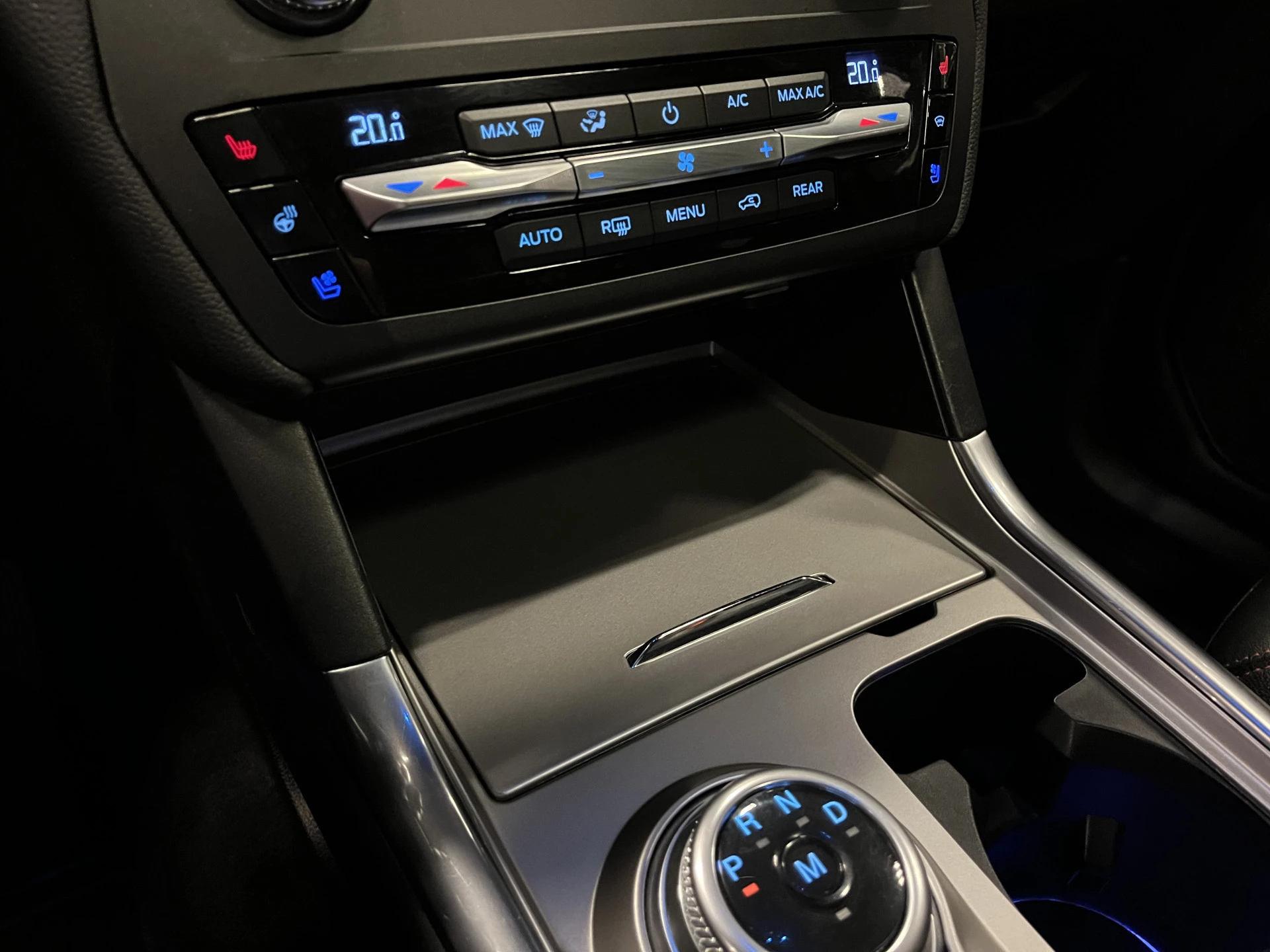 Hoofdafbeelding Ford Explorer