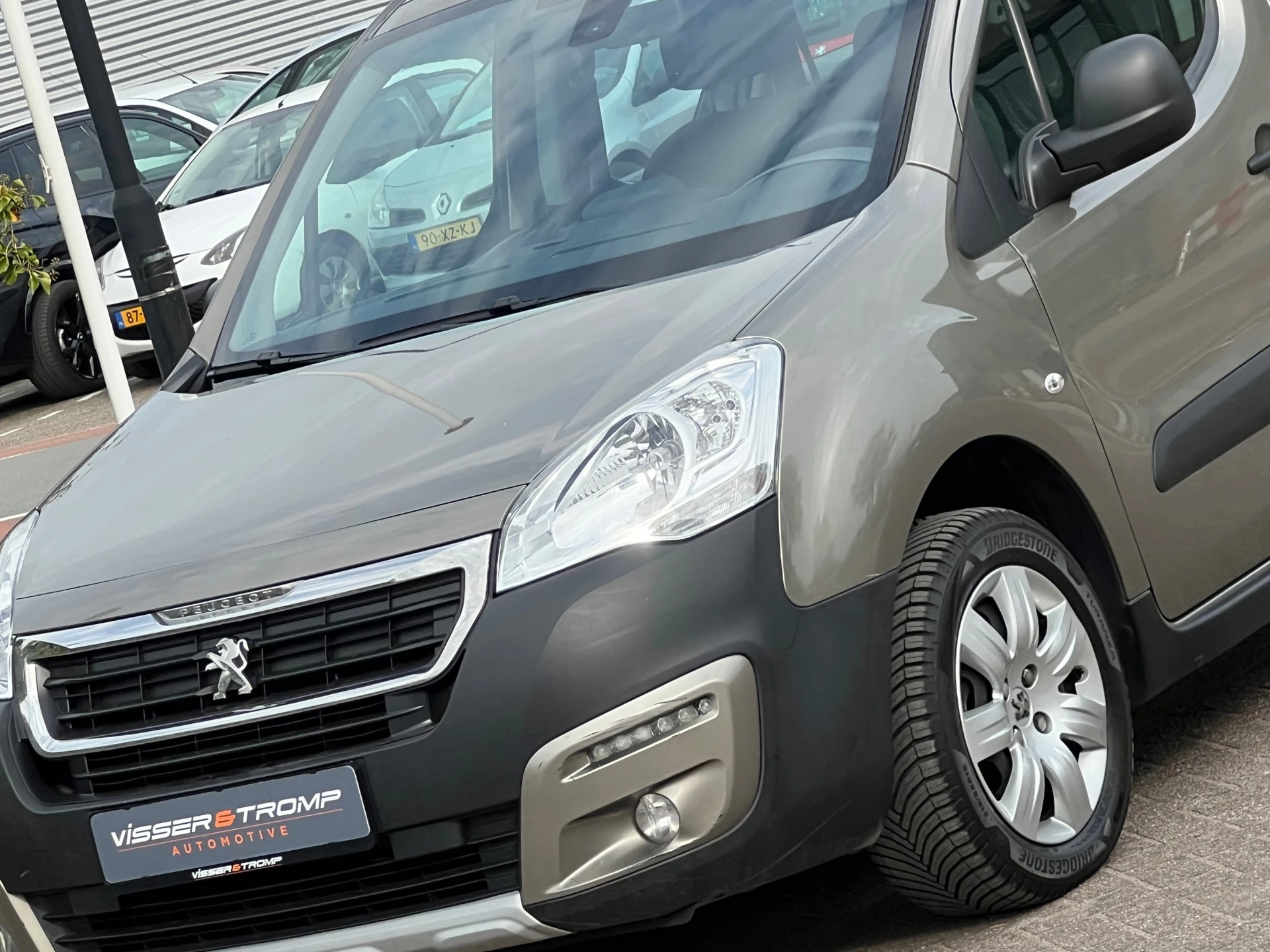 Hoofdafbeelding Peugeot Partner