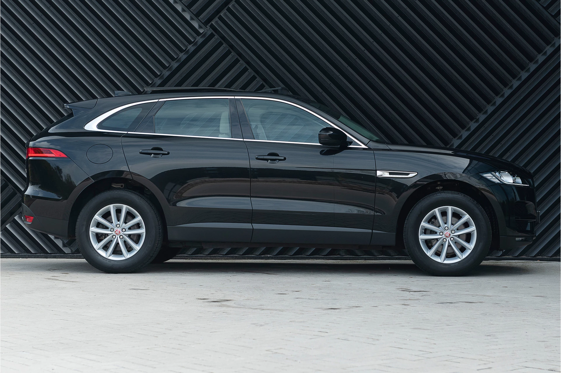 Hoofdafbeelding Jaguar F-PACE