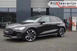 Hoofdafbeelding Audi A3 Audi A3 Sportback 35 TFSI S-Tronic S-Line facelift/ Leer ruitmotief/ Panodak/ 19 Inch LM/Camera