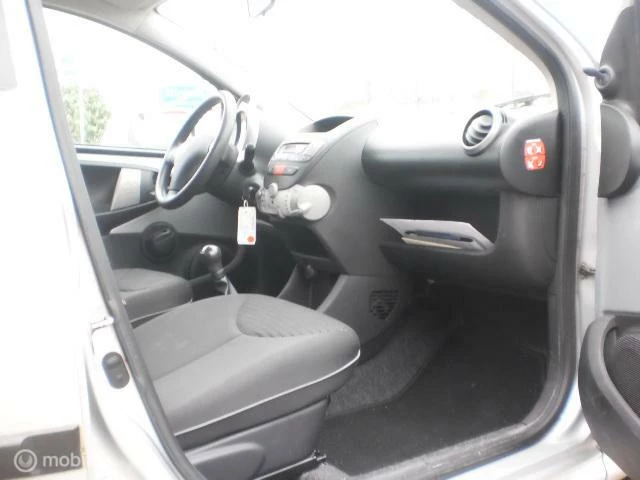 Hoofdafbeelding Peugeot 107