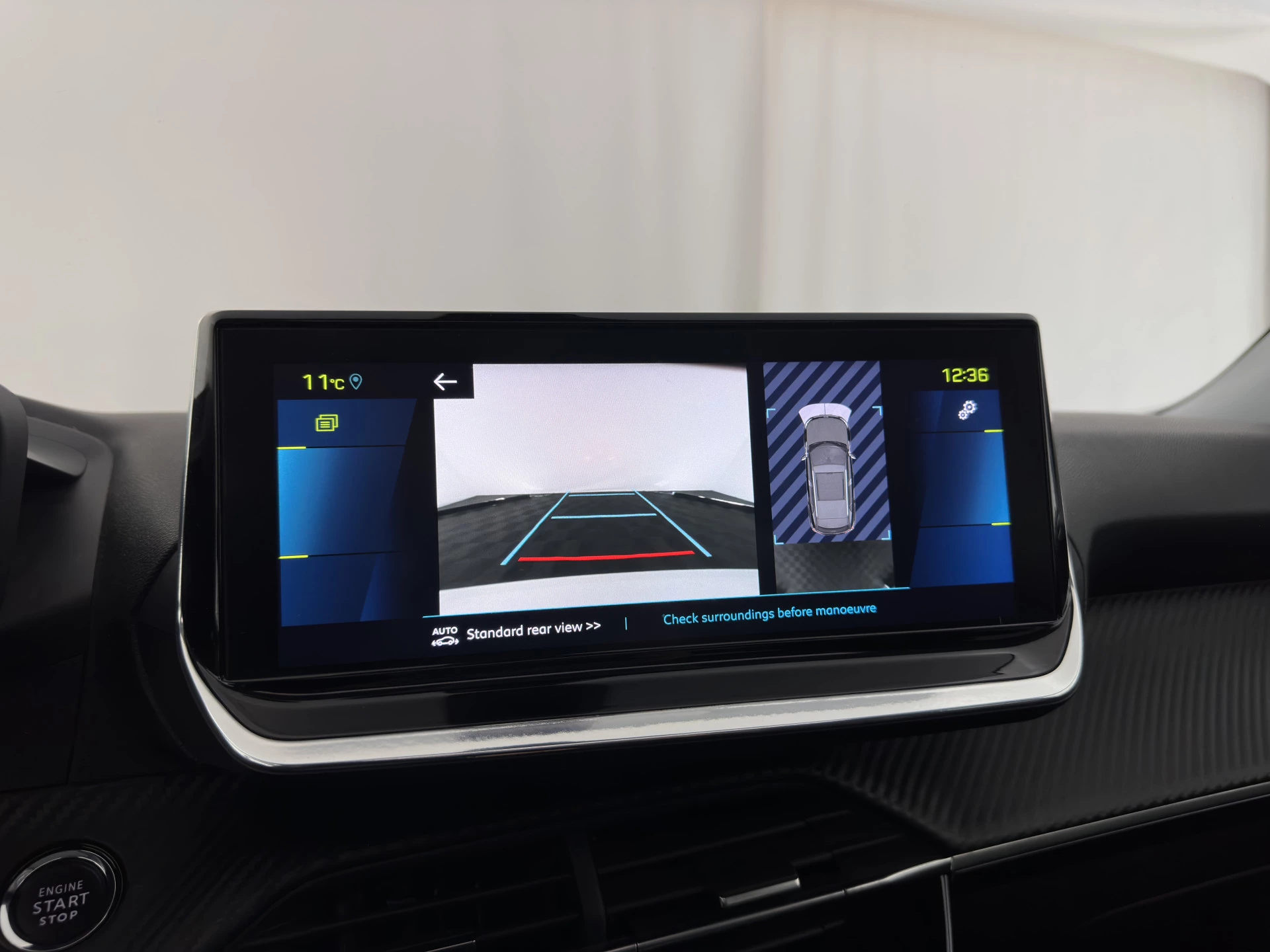 Hoofdafbeelding Peugeot e-2008