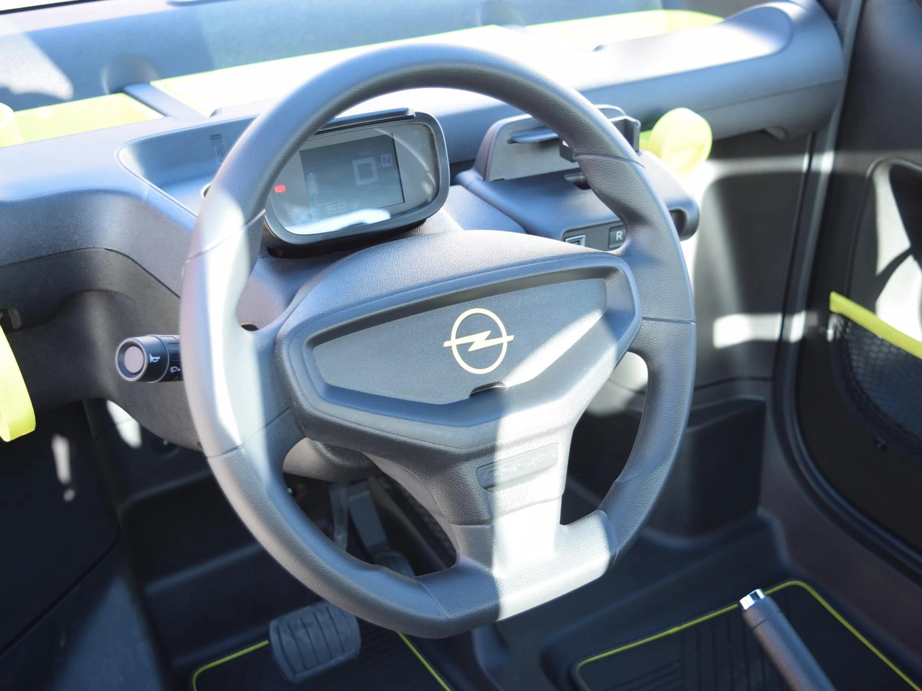 Hoofdafbeelding Opel Rocks-e