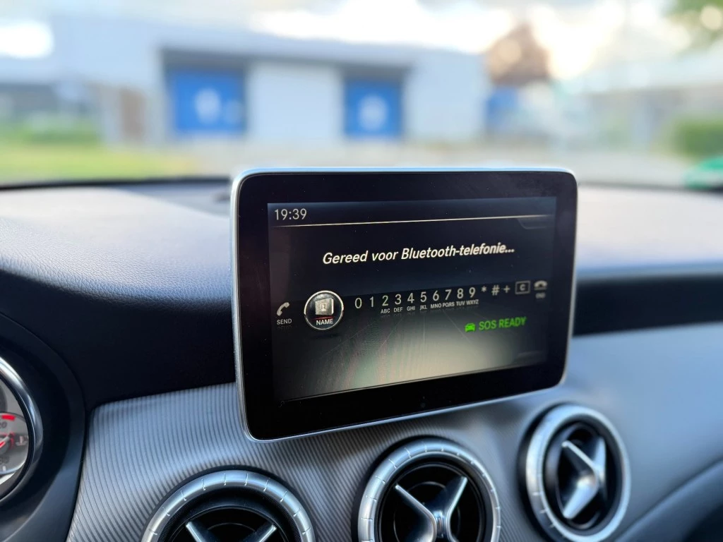 Hoofdafbeelding Mercedes-Benz 200