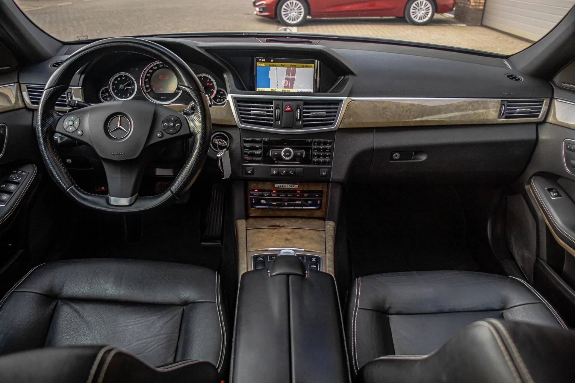 Hoofdafbeelding Mercedes-Benz E-Klasse