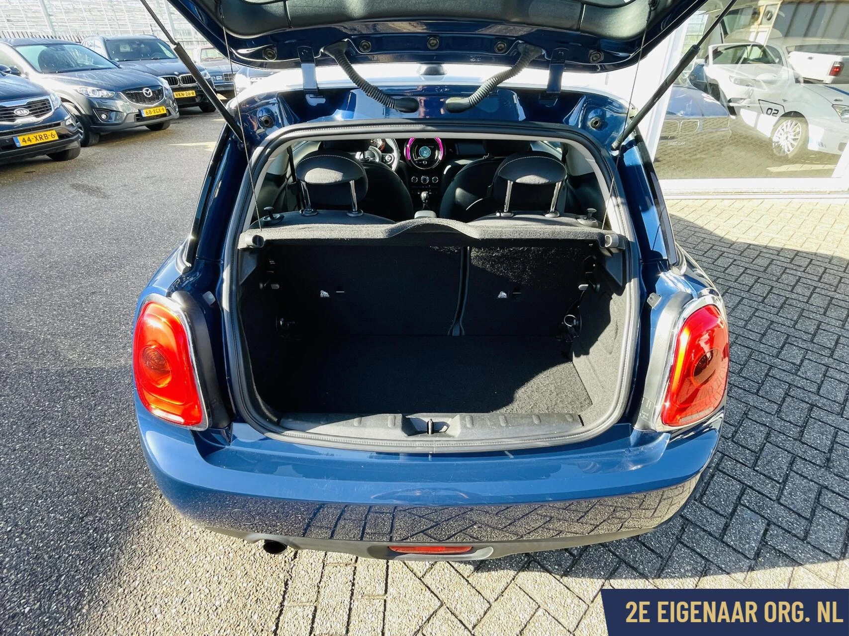 Hoofdafbeelding MINI One