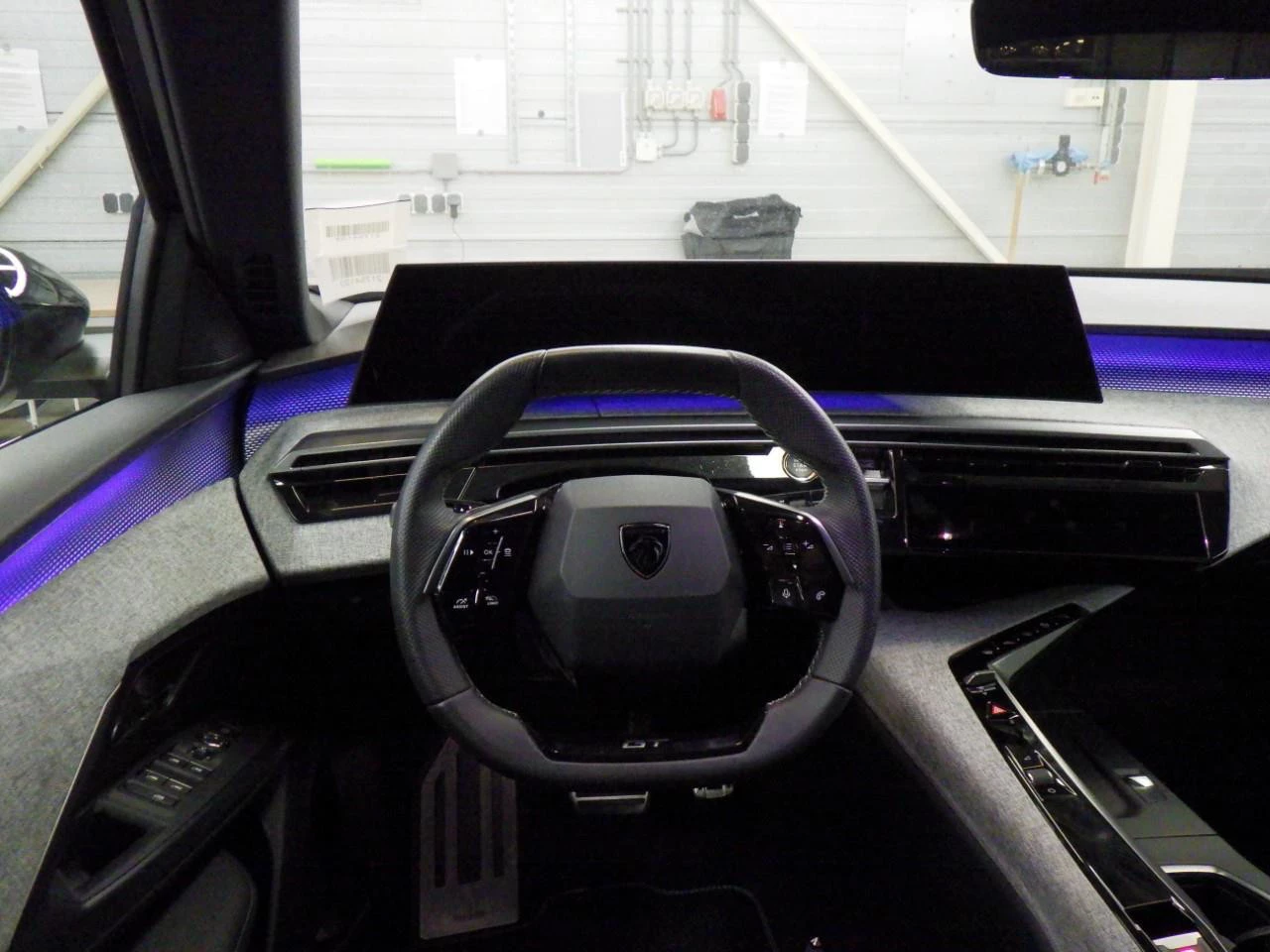 Hoofdafbeelding Peugeot e-3008