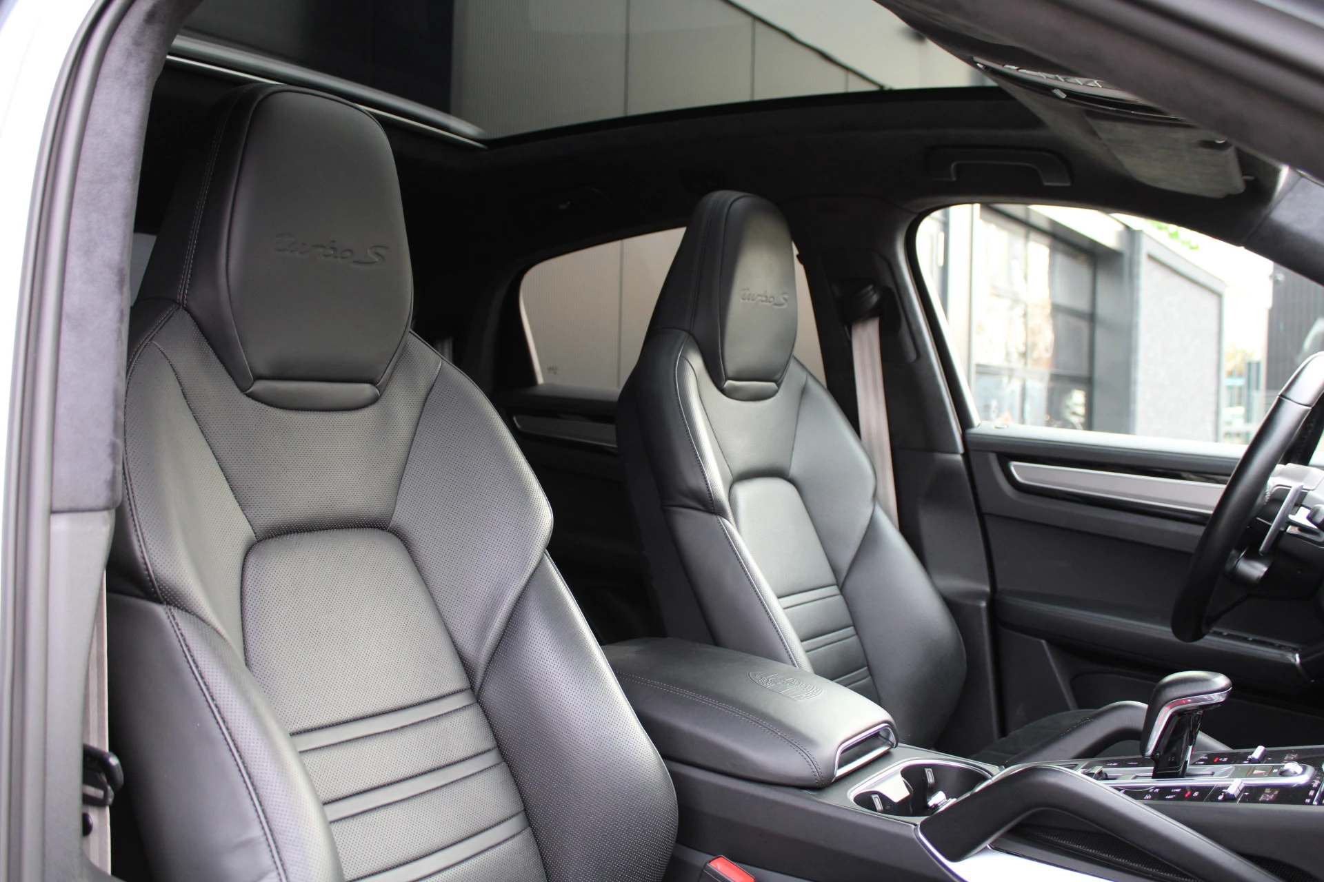 Hoofdafbeelding Porsche Cayenne