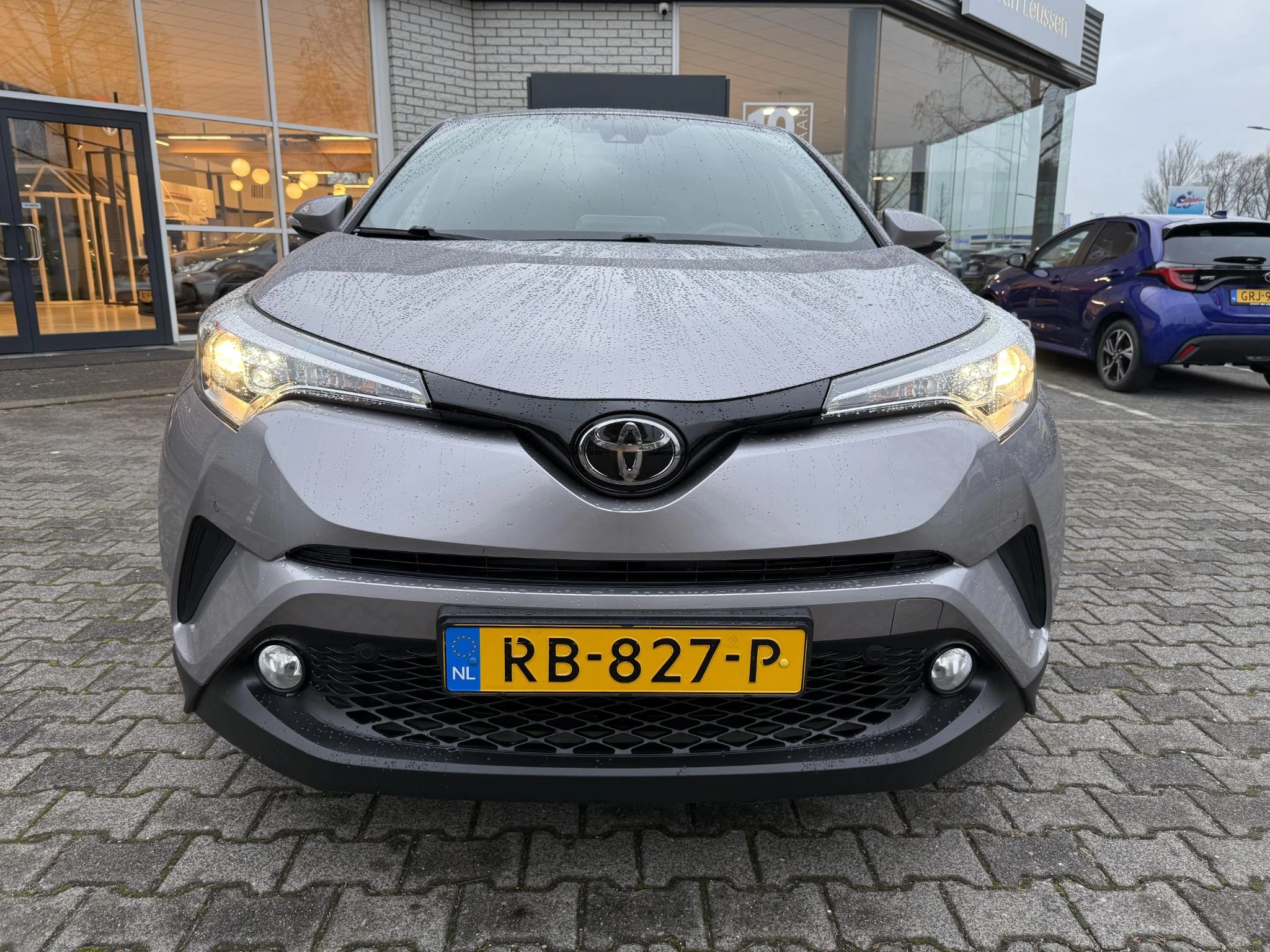 Hoofdafbeelding Toyota C-HR