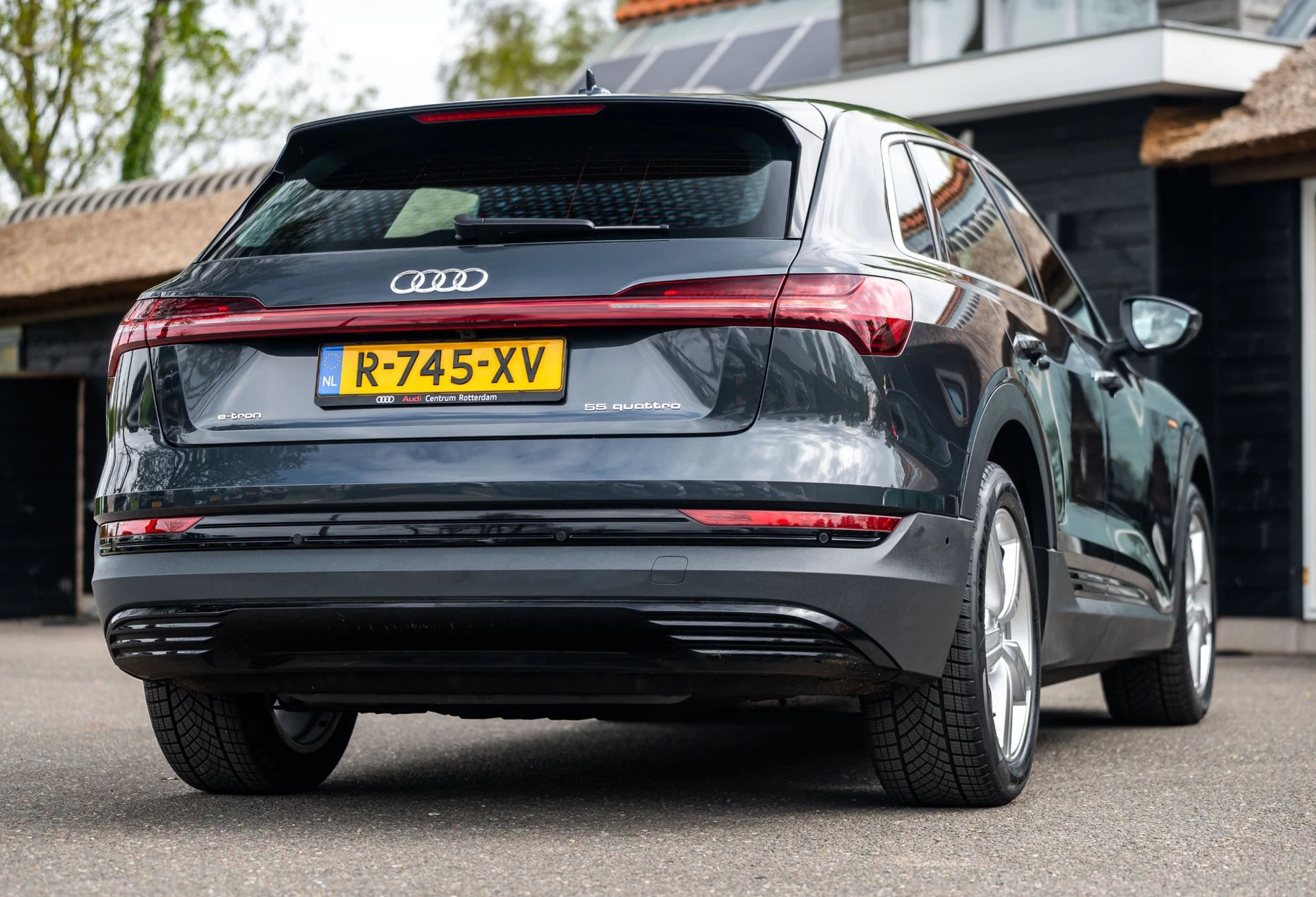 Hoofdafbeelding Audi e-tron