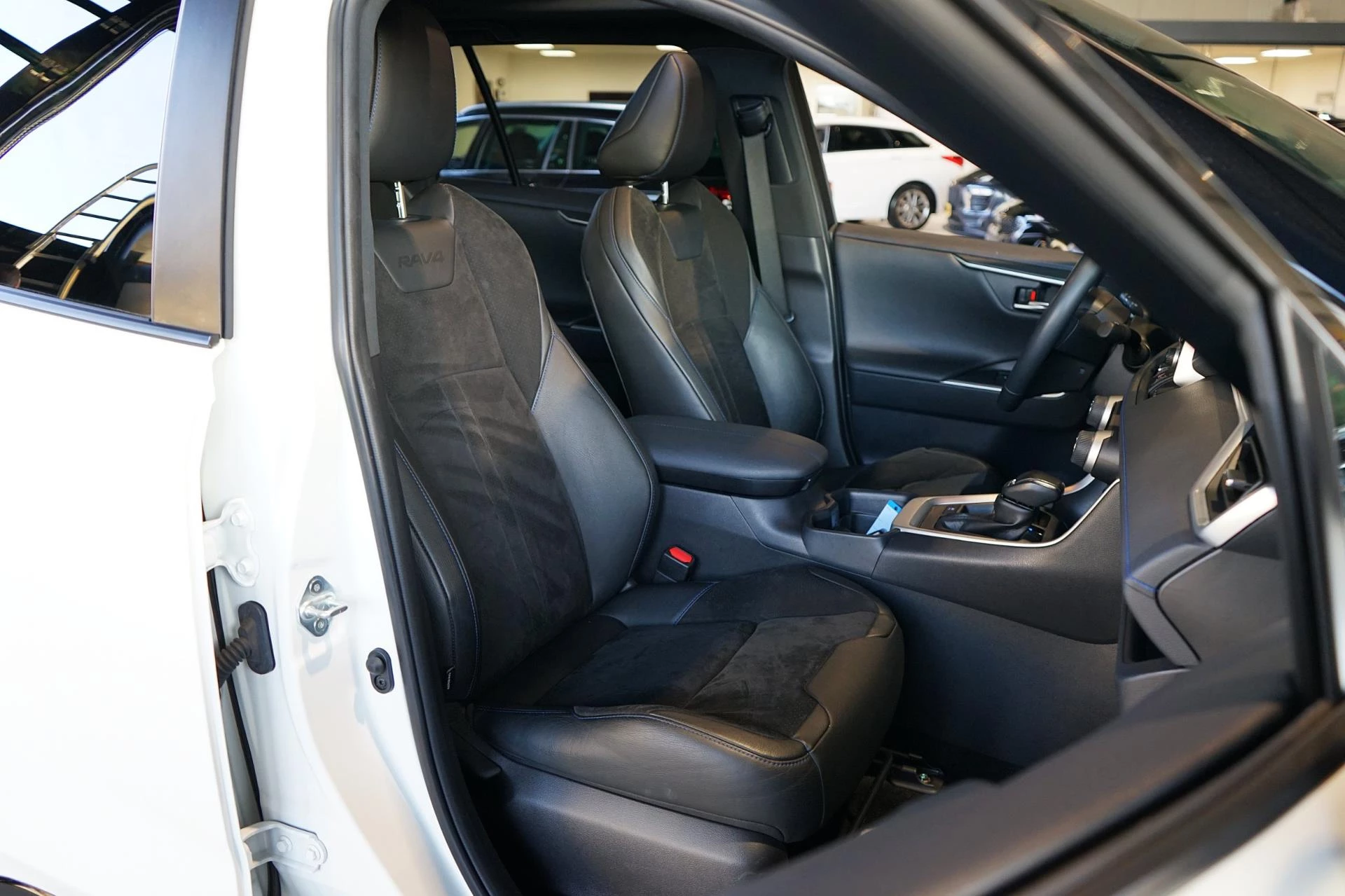 Hoofdafbeelding Toyota RAV4