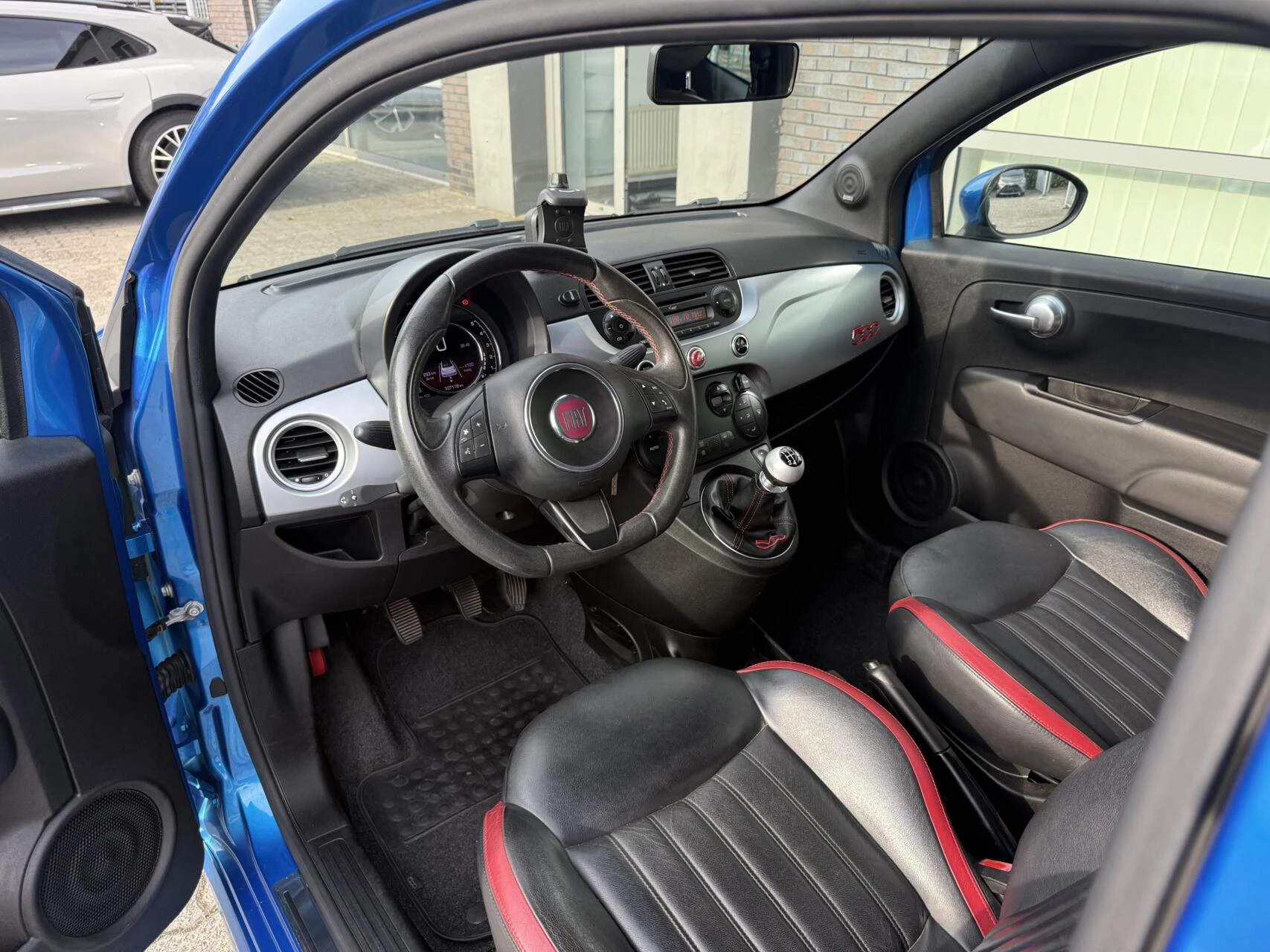 Hoofdafbeelding Fiat 500C
