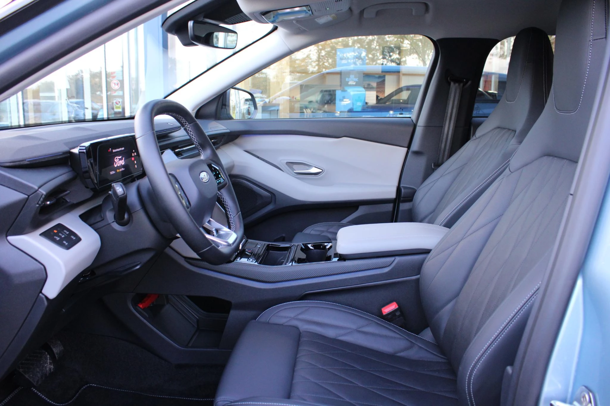 Hoofdafbeelding Ford Explorer