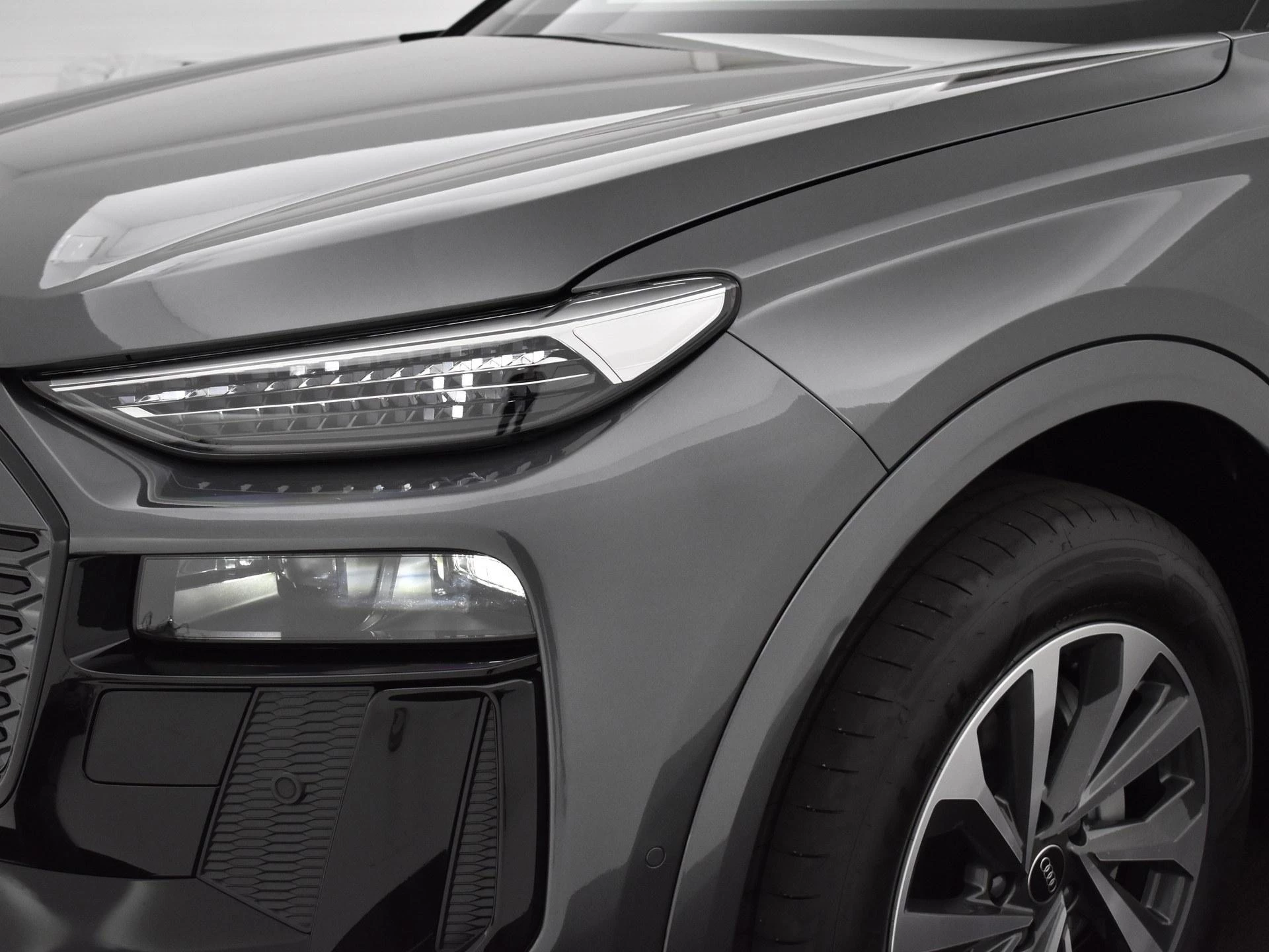 Hoofdafbeelding Audi Q6 e-tron