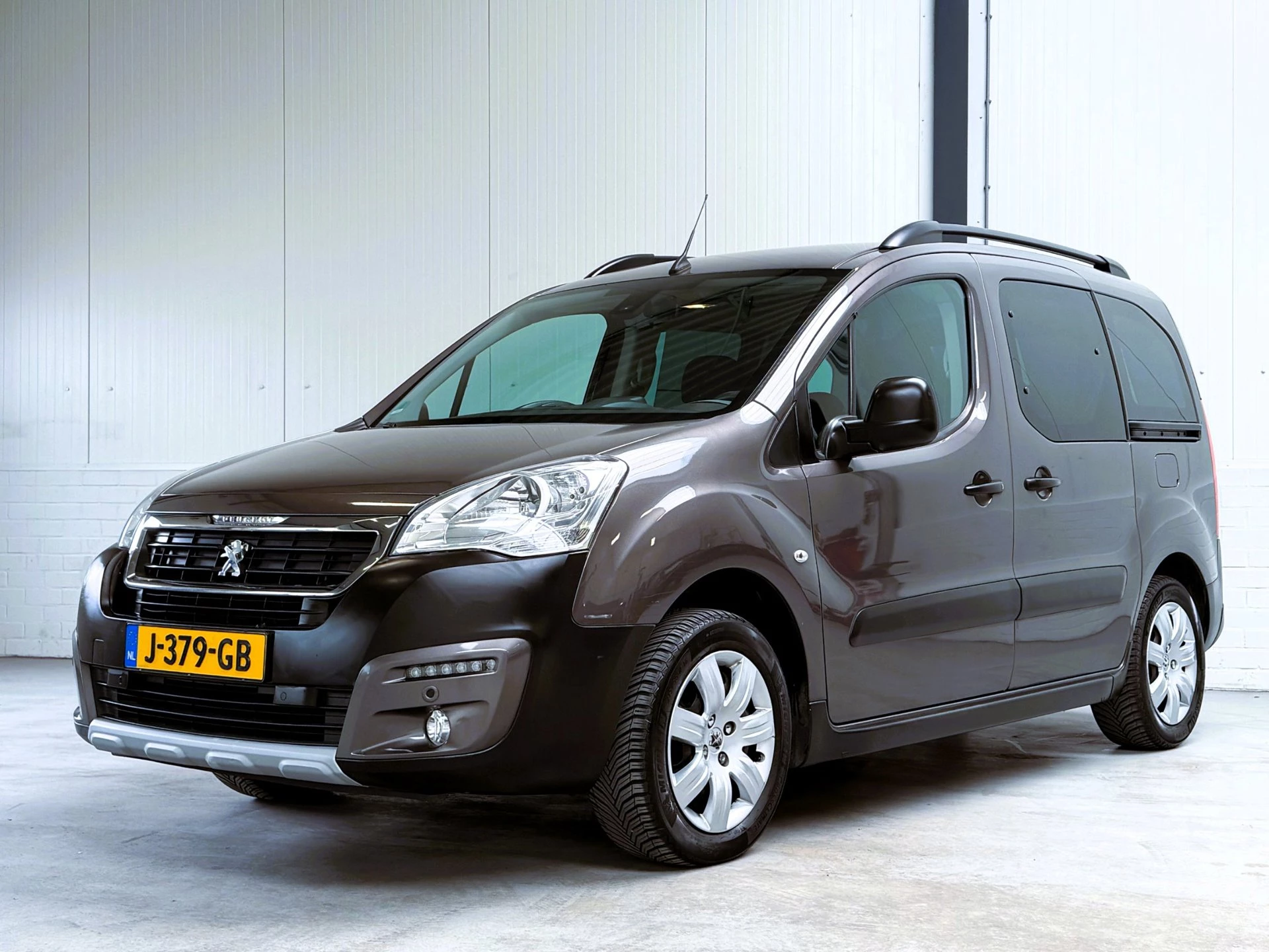Hoofdafbeelding Peugeot Partner