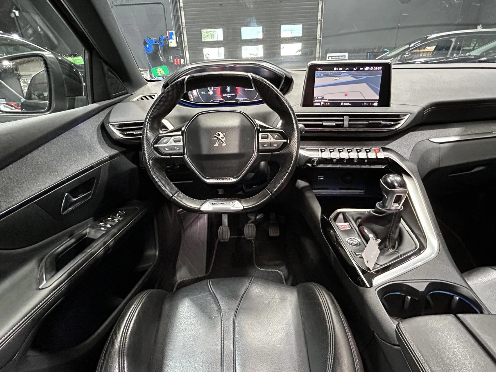 Hoofdafbeelding Peugeot 5008