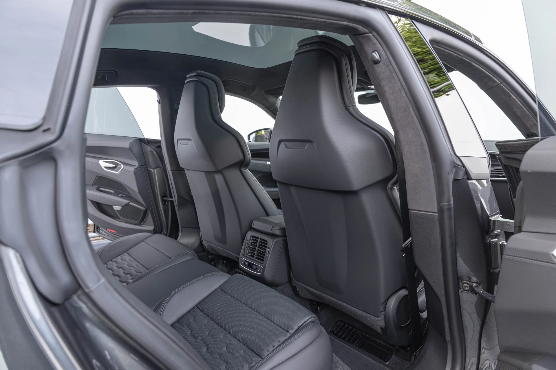 Hoofdafbeelding Audi e-tron GT
