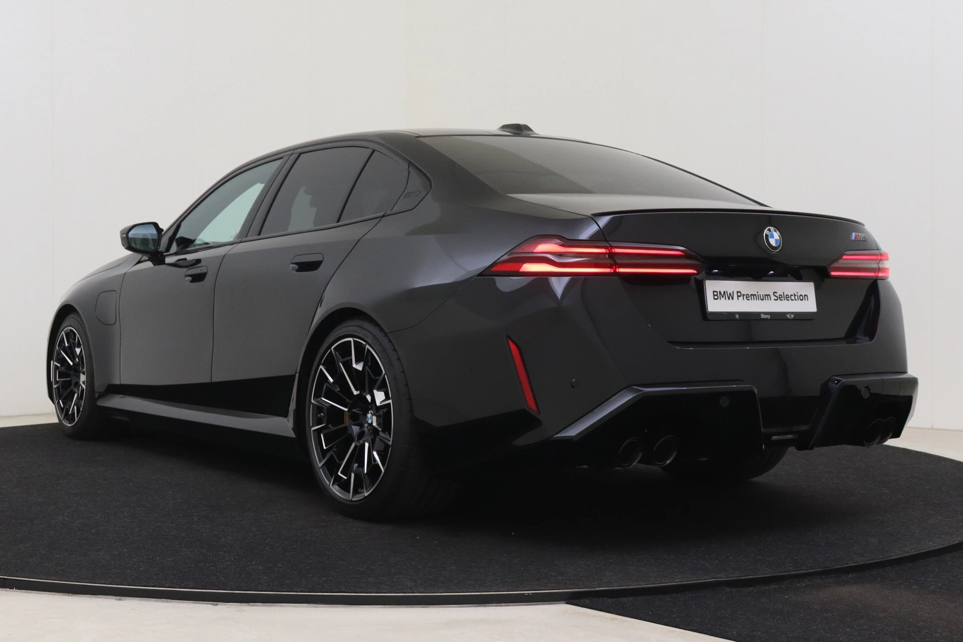 Hoofdafbeelding BMW M5